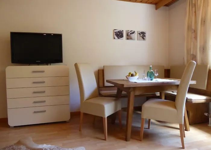 Haus Mali * نيوستيف ام ستوبيتا